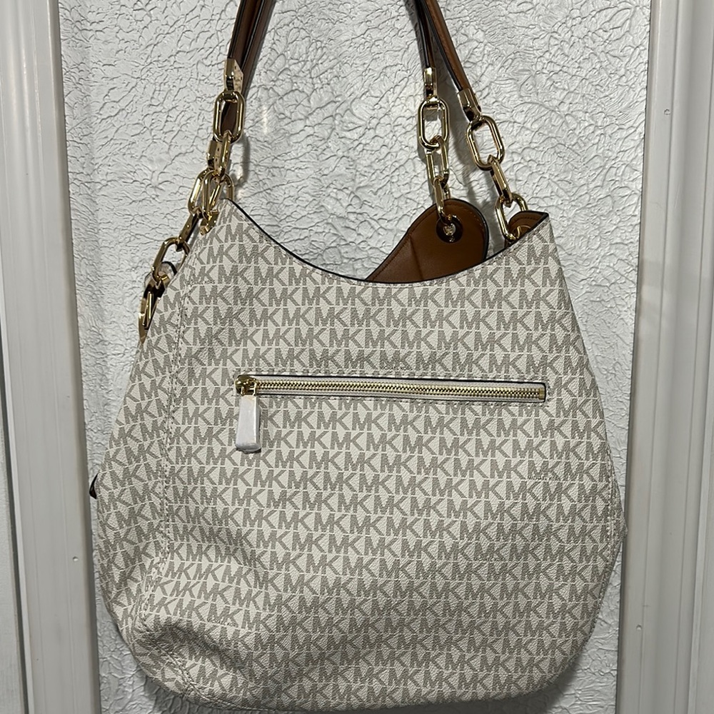 Michael Kors Large Chain Shoulder Tote “Lillie” White and Brown - Picture 5 of 7